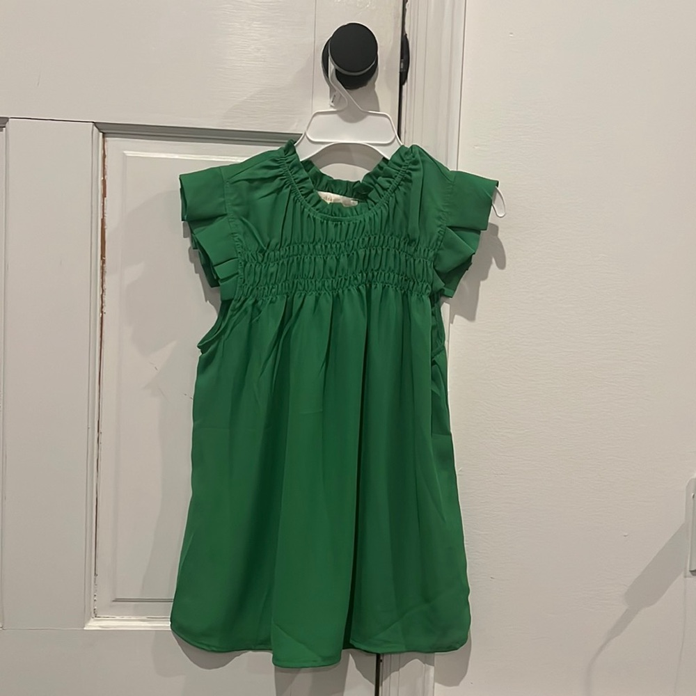 Small, Green top, Monteau Los Angeles